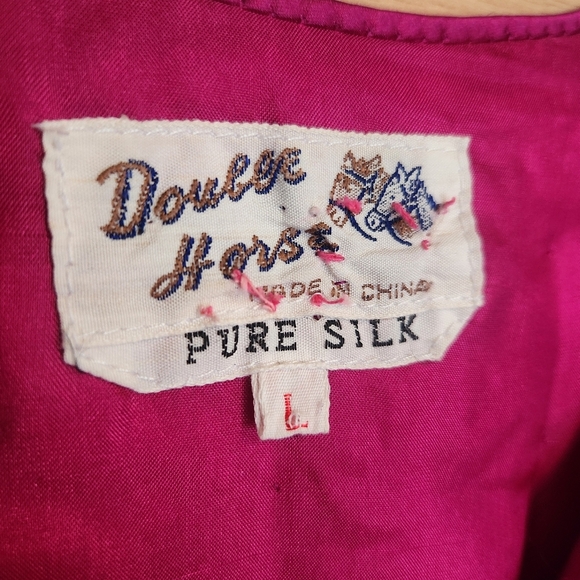 VINTAGE DOUBLE HORSE MAGENTA SILK ASIAN PATTERN PUFF VEST SIZE MEDIUM/LARGE EUC - Picture 8 of 9